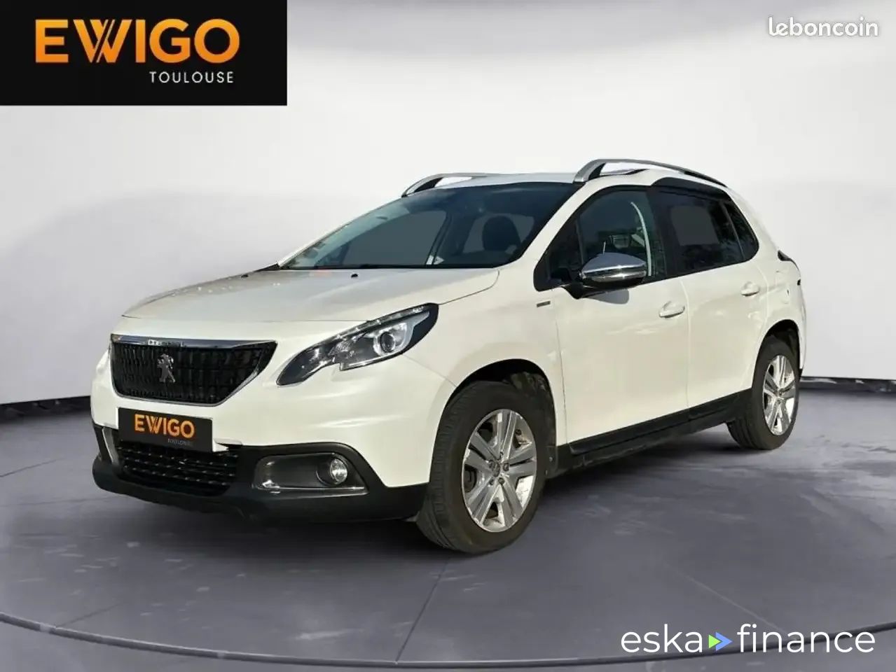 Lízing Hatchback Peugeot 2008 2019