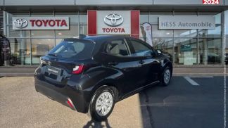 Leasing Sedan Toyota Yaris 2024