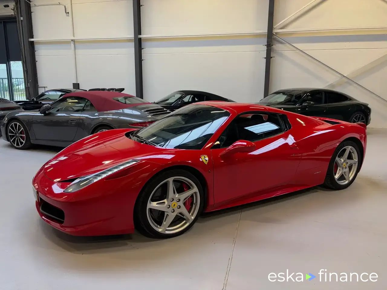 Financování Konvertibilní Ferrari 458 2013
