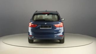 Lízing Hatchback BMW 218 2021