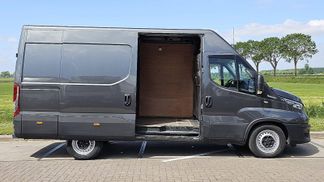 Lízing Van Iveco DAILY 35S18 2021