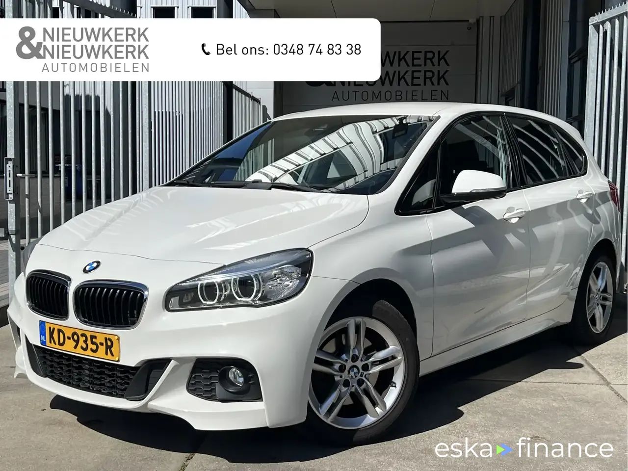 Lízing Hatchback BMW 218 2015