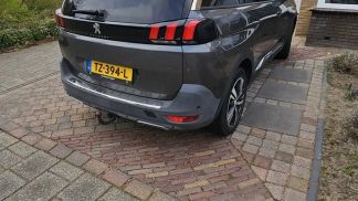 Lízing Hatchback Peugeot 5008 2017