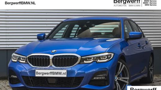 BMW 330 2019