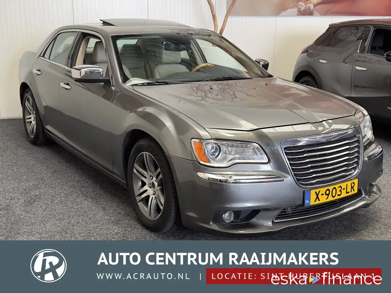 Leasing Sedan Lancia Thema 2013