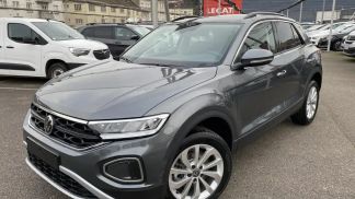 Finansowanie SUV Volkswagen T-Roc 2025