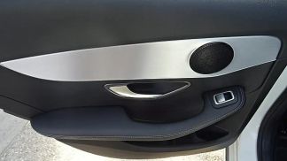 Lízing Sedan MERCEDES C 180 2019