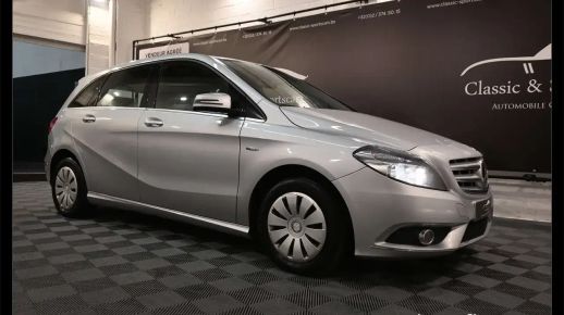 MERCEDES B 180 2012