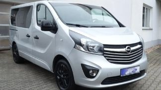Lízing Hatchback Opel Vivaro 2018