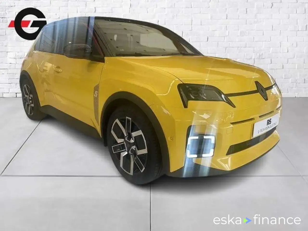 Lízing Sedan Renault R 5 2025