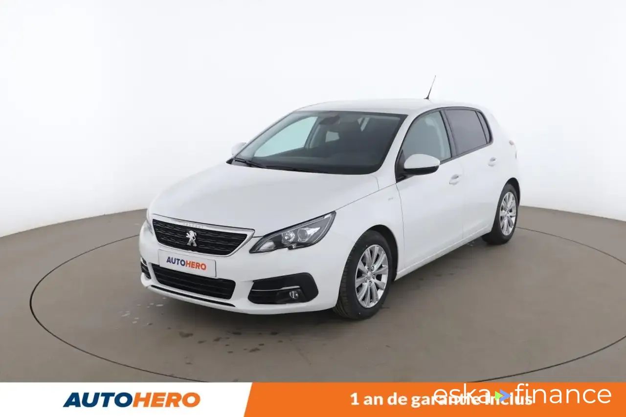 Lízing Sedan Peugeot 308 2018