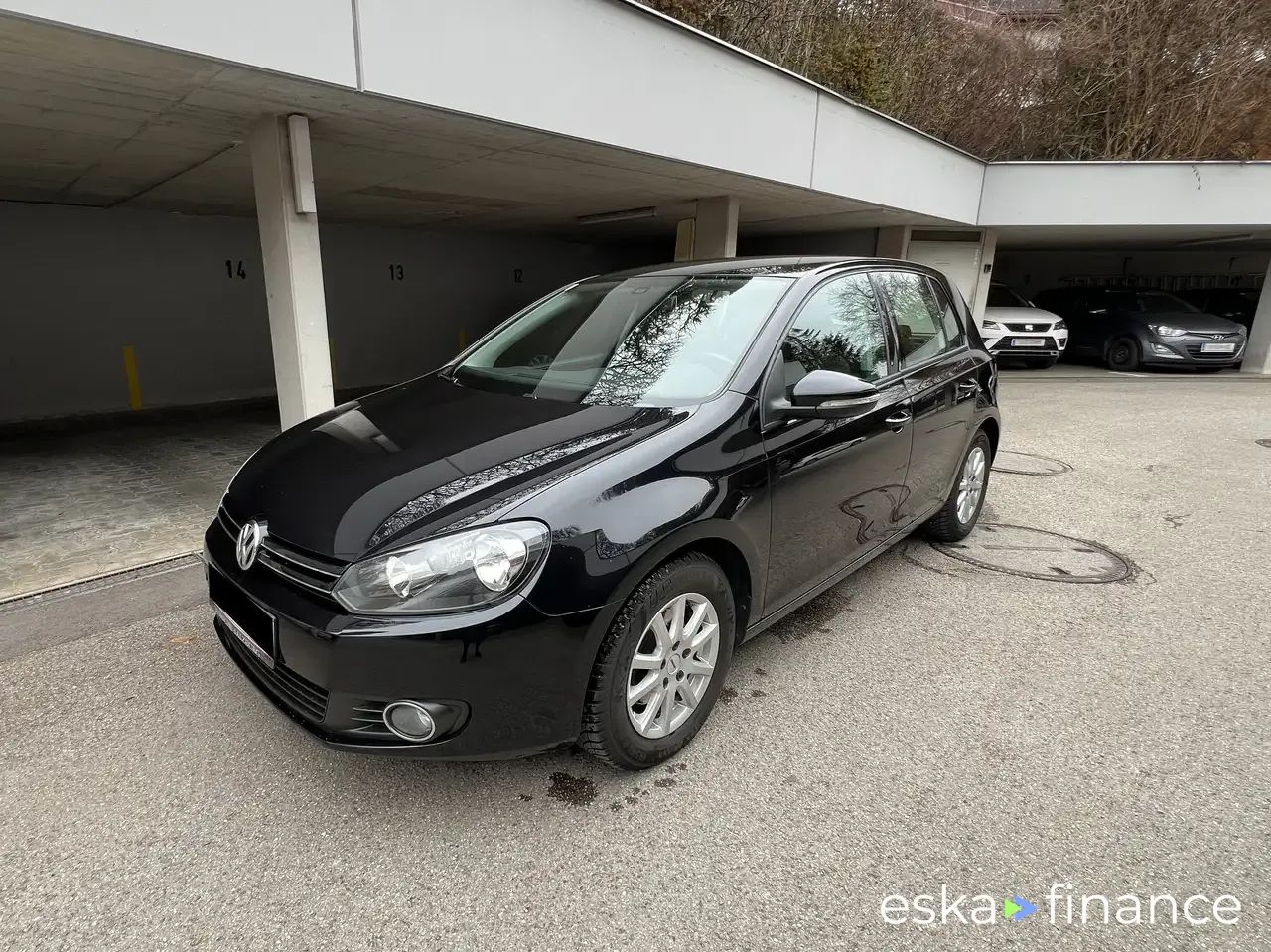 Lízing Sedan Volkswagen Golf 2012