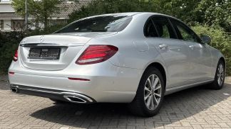 Lízing Sedan MERCEDES E 200 2019