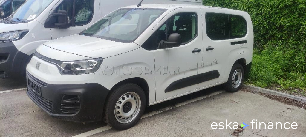 Van Fiat Doblo 2024