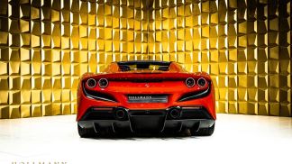 Financování Konvertibilní Ferrari F8 SPIDER 2022