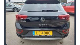 Financování Sedan Volkswagen T-Roc 2025