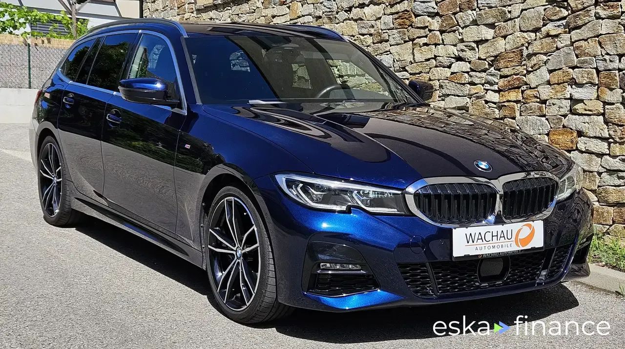 Financování Vagón BMW 330 2020