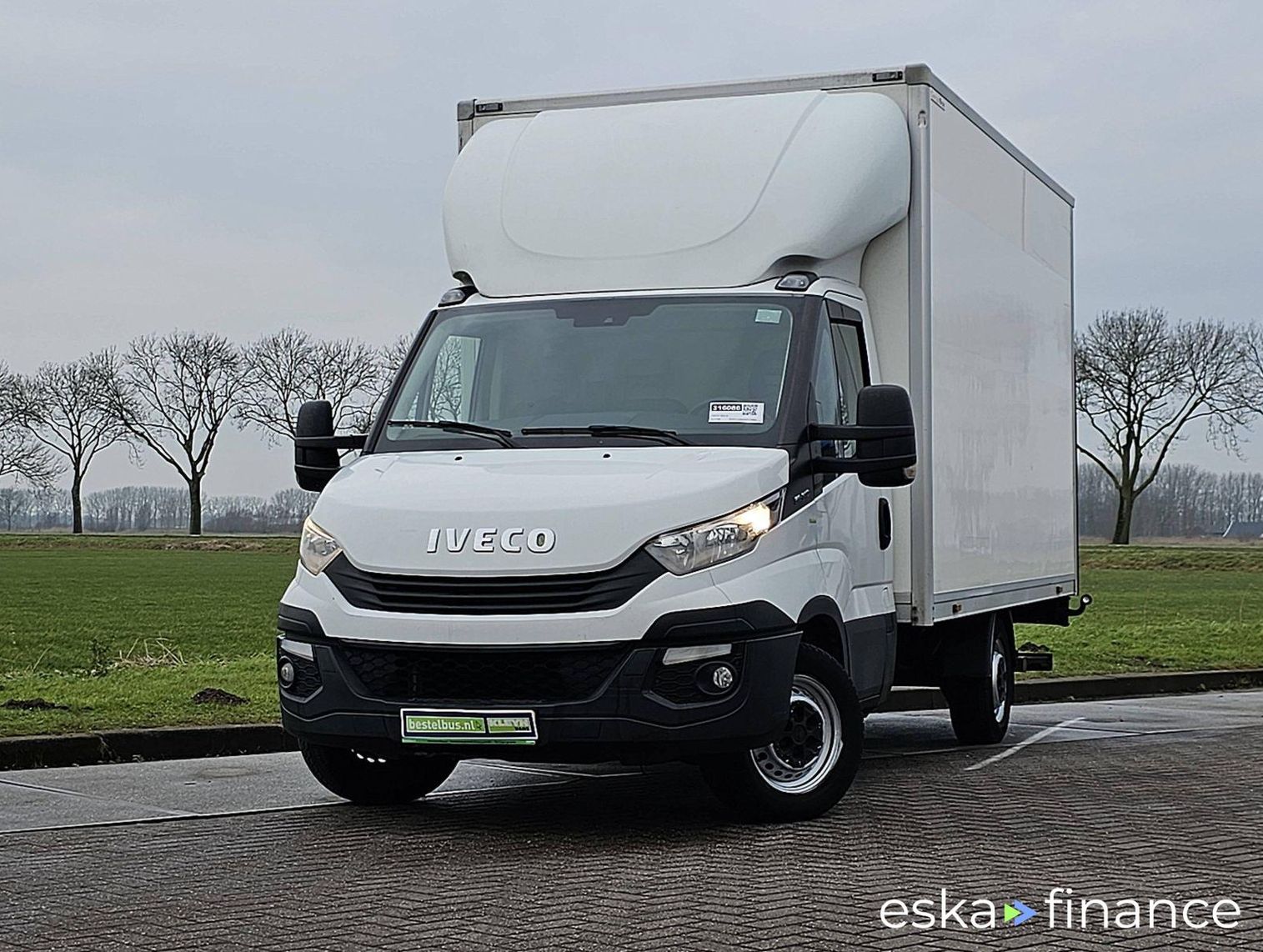 Finansowanie Zamknięte pudełko Iveco DAILY 35S14 2017