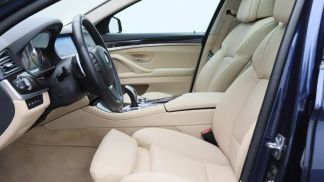 Lízing Sedan BMW 535 2010