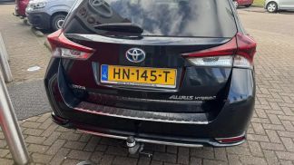 Leasing Wagon Toyota Auris 2015