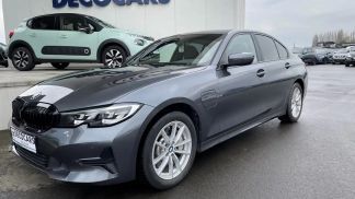 Lízing Sedan BMW 330 2019