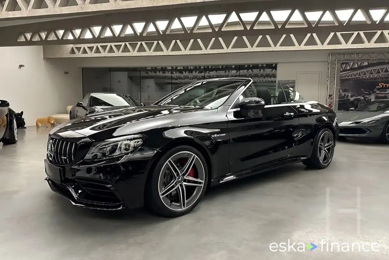 Lízing Kabriolet MERCEDES C 63 AMG 2019