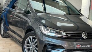 Financování Hatchback Volkswagen Touran 2017