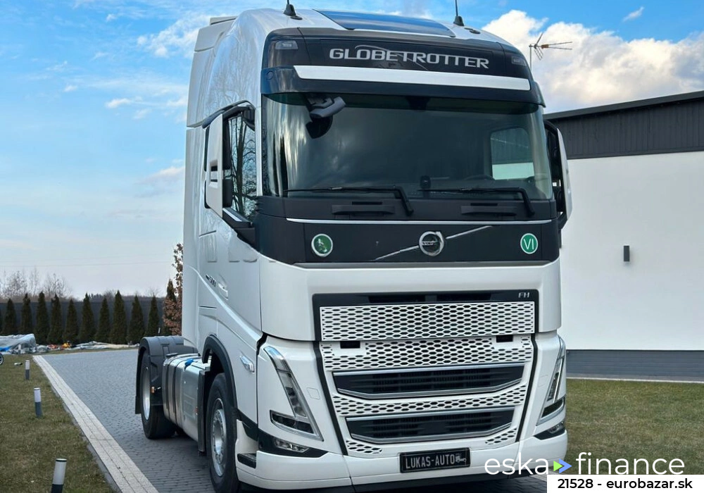 Finansowanie Ciągnik siodłowy Volvo FH 2023