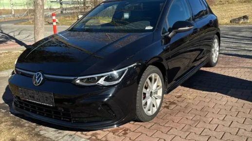 Volkswagen Golf 2021