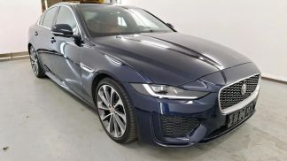 Lízing Sedan Jaguar XE 2021