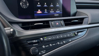 Financování Sedan Lexus ES 300H 2019