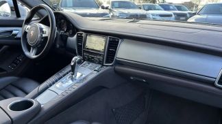 Leasing Sedan Porsche Panamera 2012