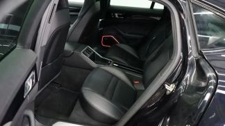 Lízing Sedan Porsche Panamera 2021
