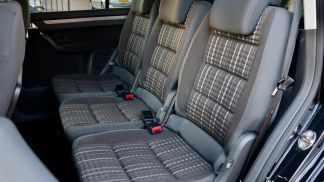 Lízing Hatchback Volkswagen CROSS TOURAN 2012
