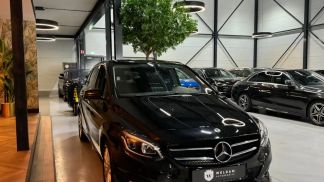 Lízing Hatchback MERCEDES B 180 2018