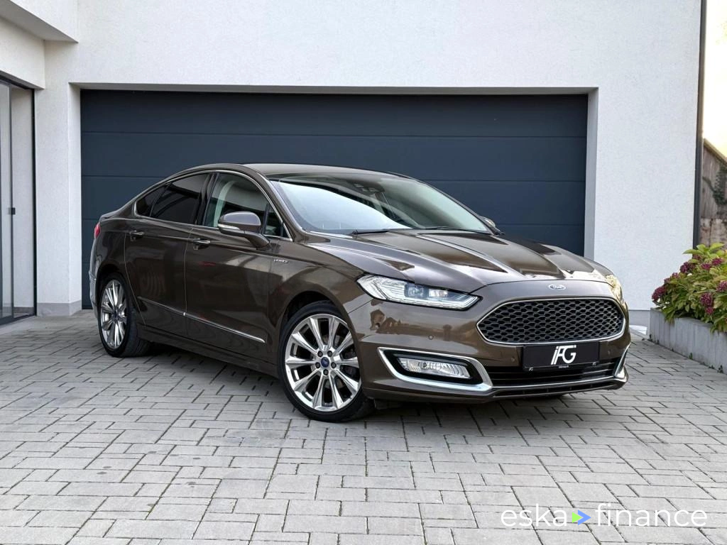 Financování Sedan Ford Mondeo 2016