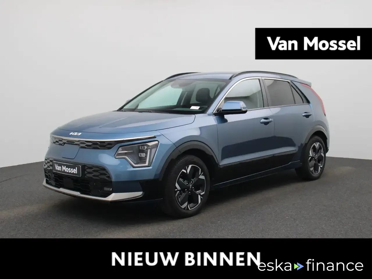 Lízing Hatchback Kia Niro 2023