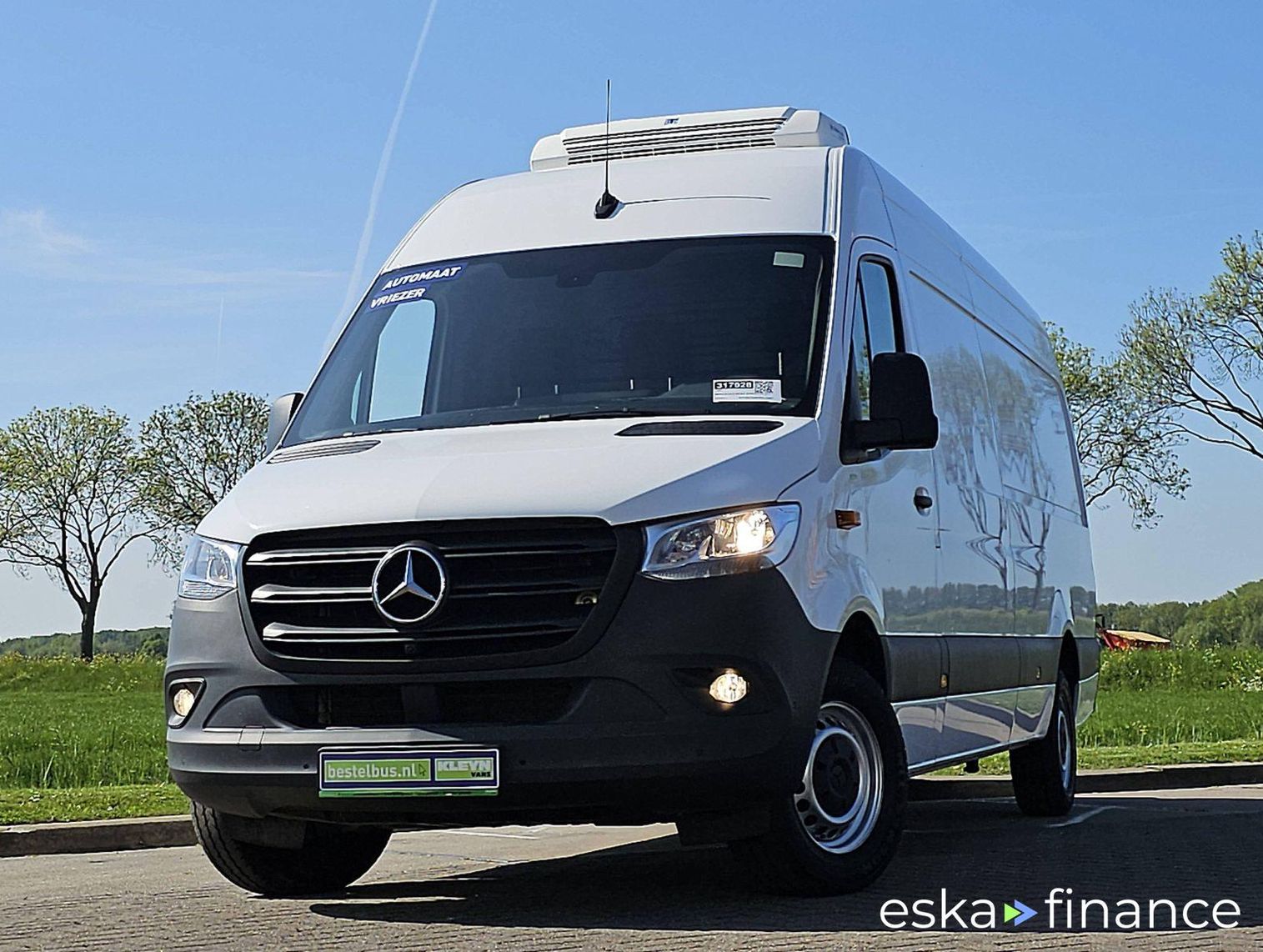 Leasing Refrigirated truck Mercedes-Benz SPRINTER 317 2022