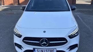 Financování Hatchback MERCEDES B 180 2019