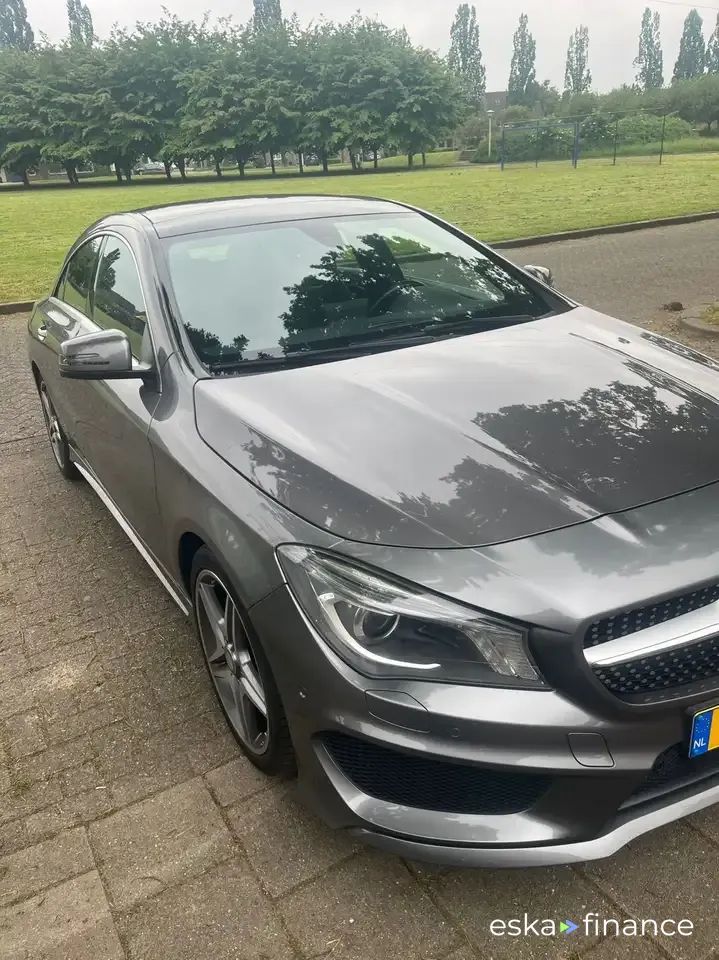 Leasing Sedan MERCEDES CLA 180 2016