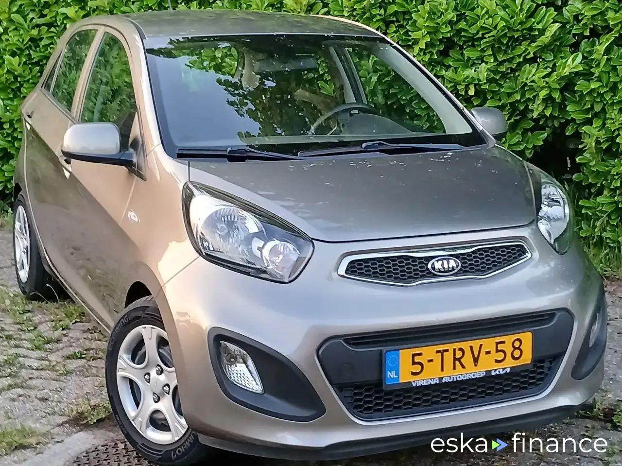 Lízing Hatchback Kia Picanto 2014
