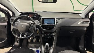 Lízing Sedan Peugeot 208 2019