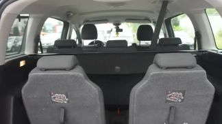 Lízing Hatchback Peugeot 5008 2013