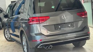 Financování Hatchback Volkswagen Touran 2017