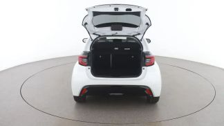 Leasing Hatchback Toyota Yaris 2022