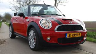Financování Konvertibilní MINI John Cooper Works Cabrio 2010