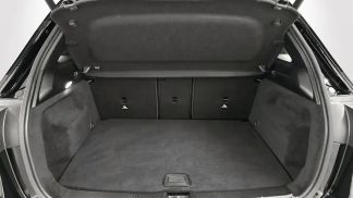 Lízing Hatchback MERCEDES B 180 2023