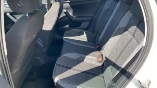 Leasing Sedan Volkswagen Polo 2021