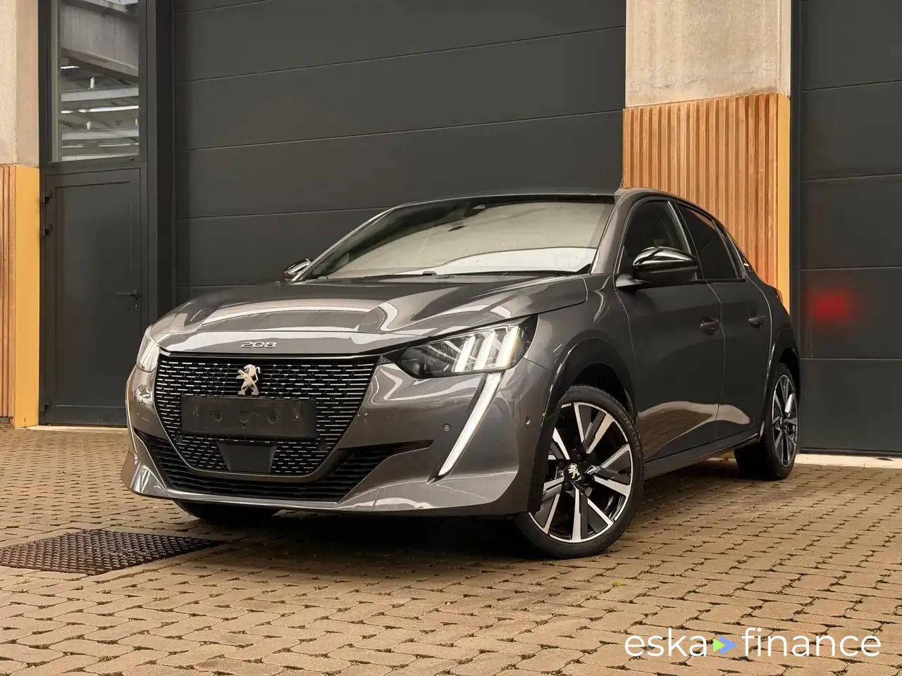 Lízing Sedan Peugeot 208 2020