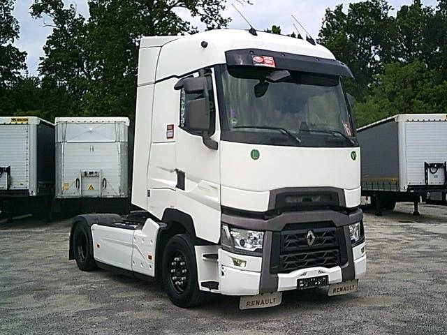 Tractor unit Renault T520 2016